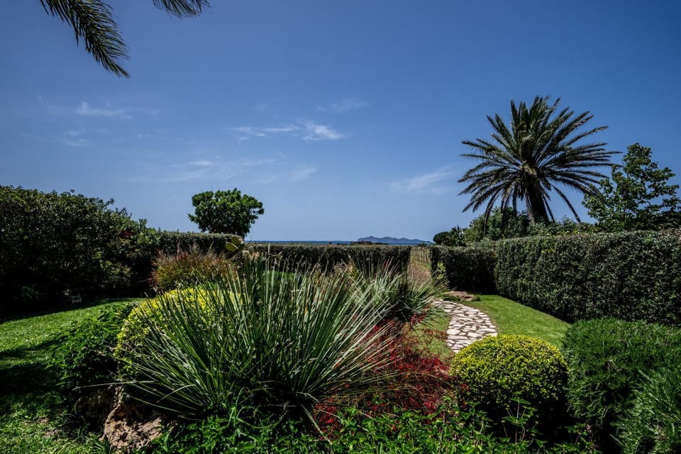 Garden, Garden view