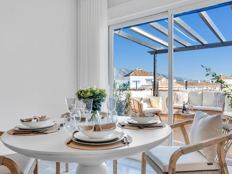 Balcony/Terrace, Dining area