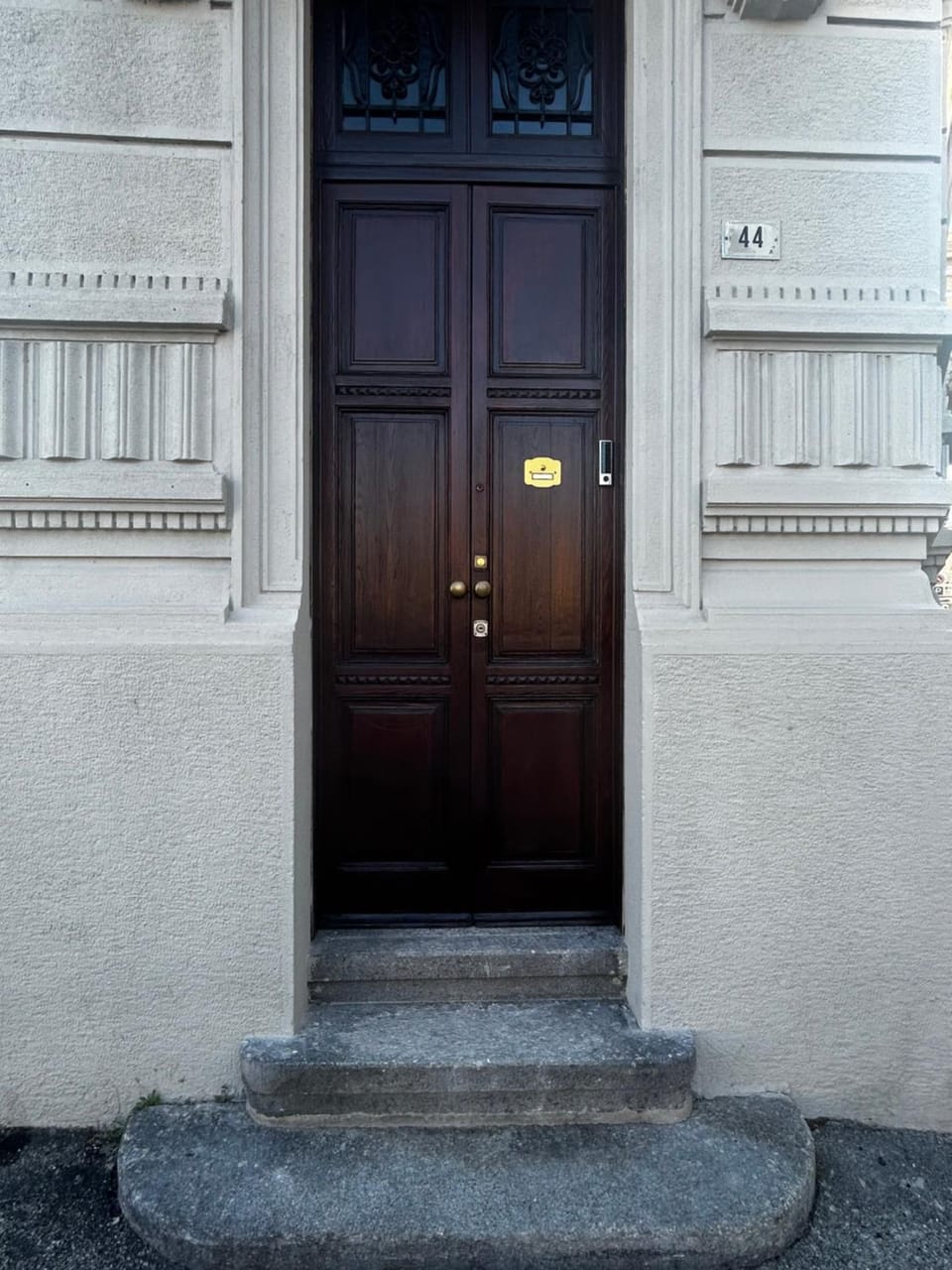 Facade/entrance