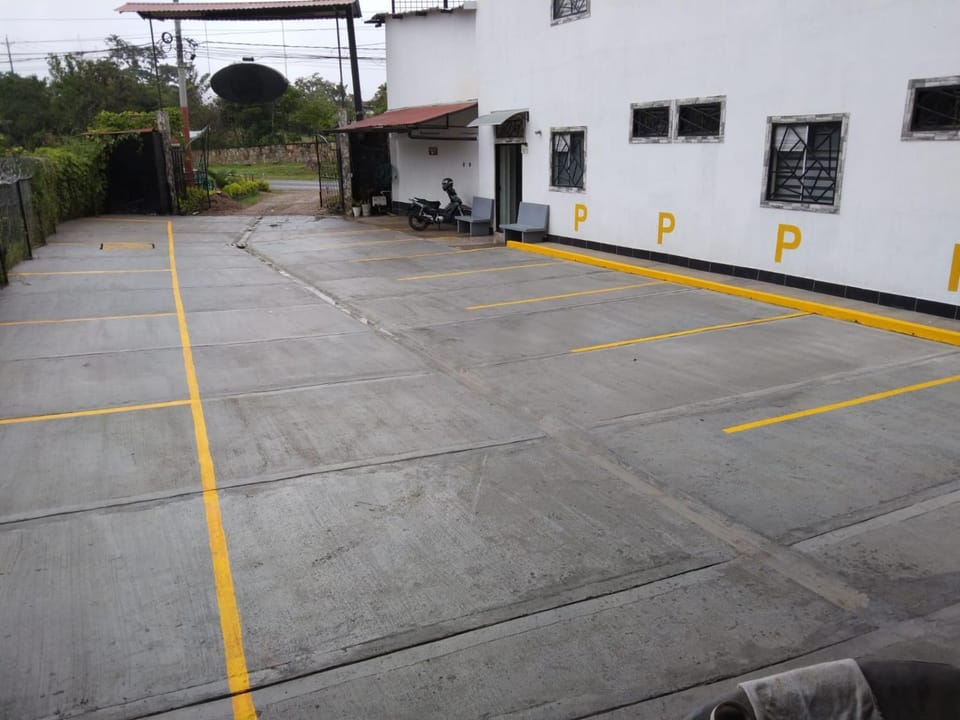 Day, Neighbourhood, Parking