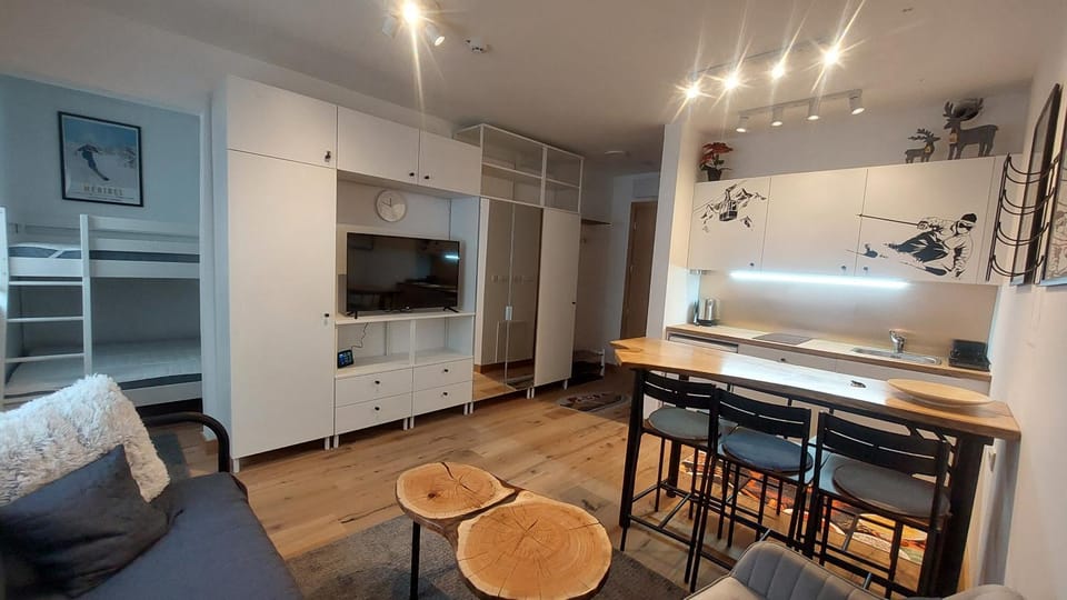 Kitchen or kitchenette, Living room, Dining area