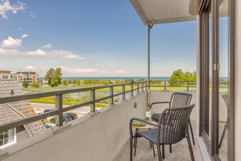 Day, Natural landscape, Balcony/Terrace, Sea view