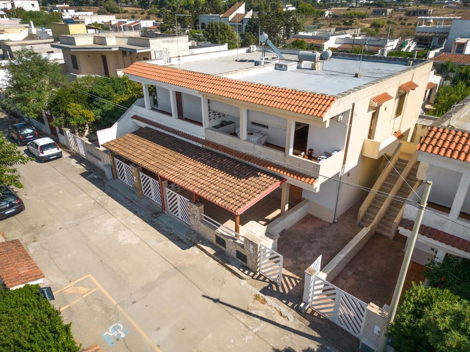 Property building, Bird's eye view