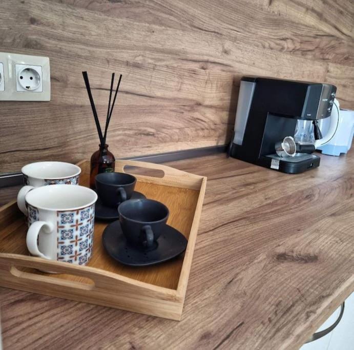 Coffee/tea facilities, Kitchen or kitchenette