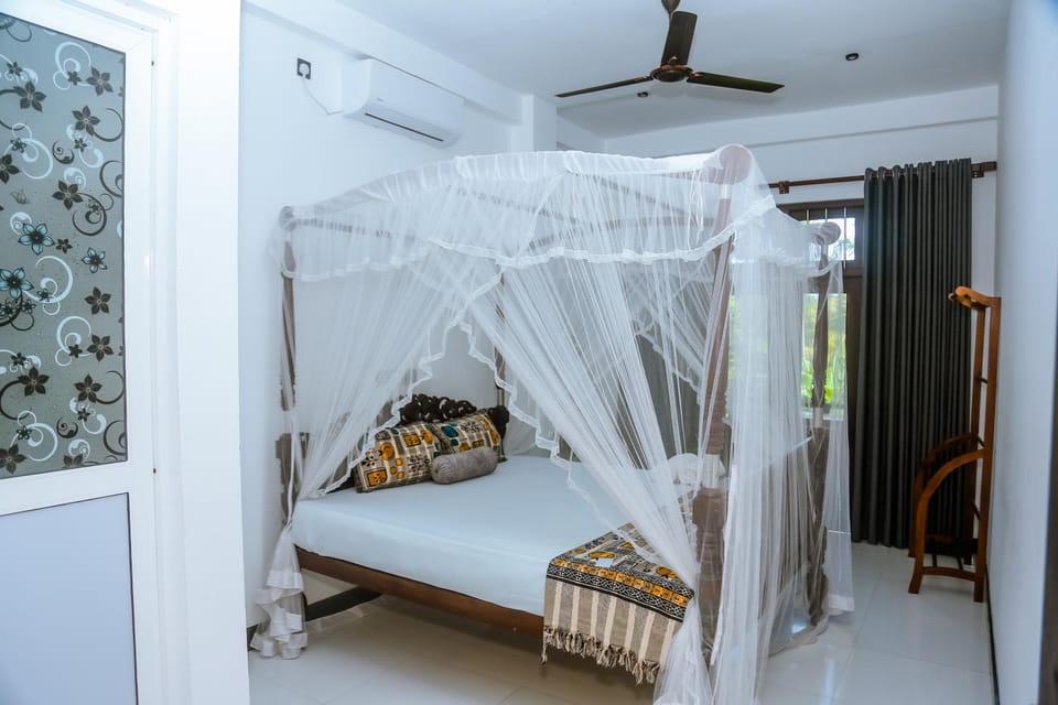 Royal Palace Mirissa Bed and Breakfast in Mirissa