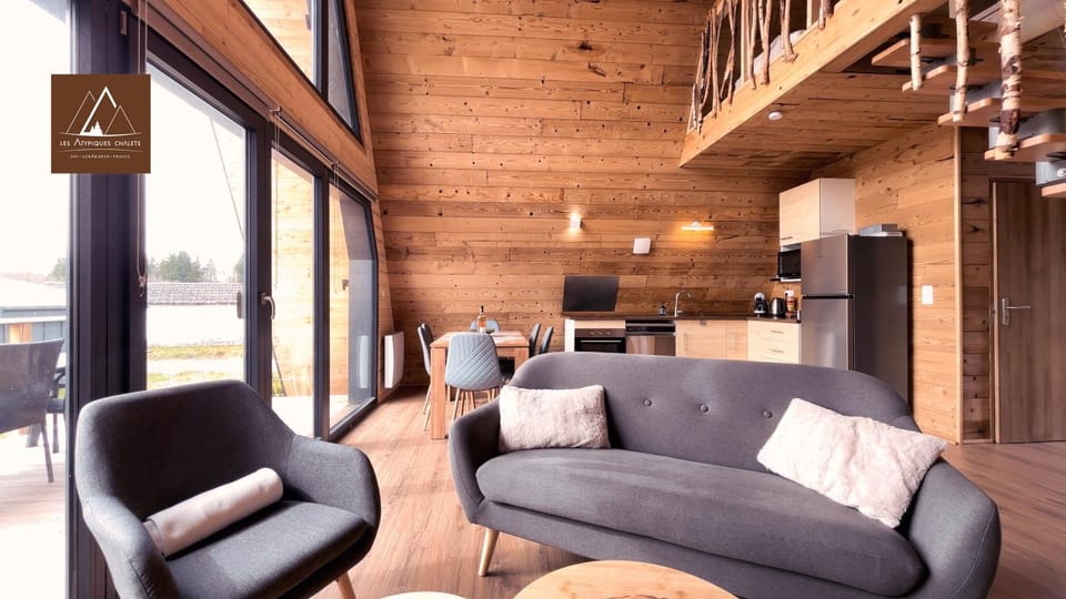Patio, Patio, Communal lounge/ TV room, Balcony/Terrace, Balcony/Terrace, Kitchen or kitchenette, Living room, Seating area, Dining area, stove, stove, kitchen, kitchen