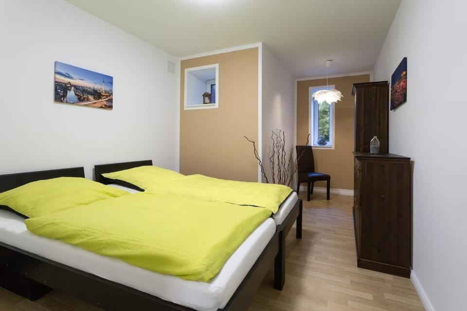 Living room, Bedroom