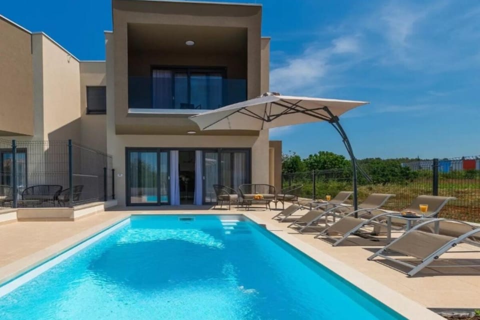 Villa Esmeralda Two by Briskva Villa in Novigrad