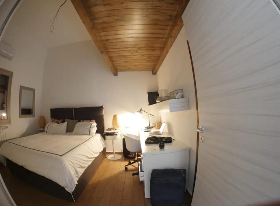 Bed, Photo of the whole room, Bedroom, hair dresser