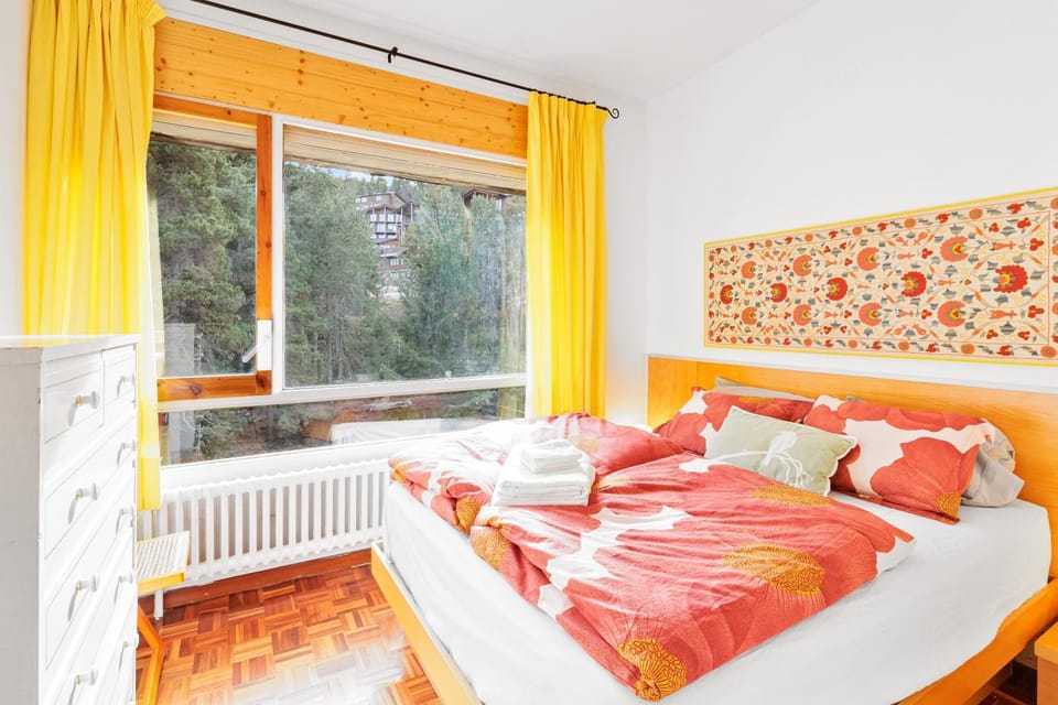 Living room, Bedroom