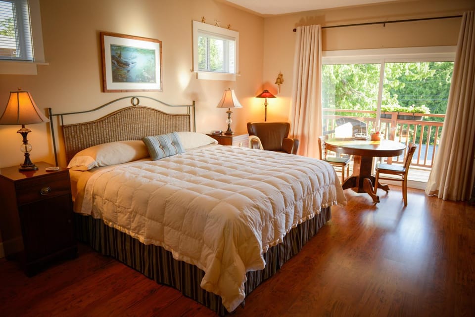 Day, Photo of the whole room
