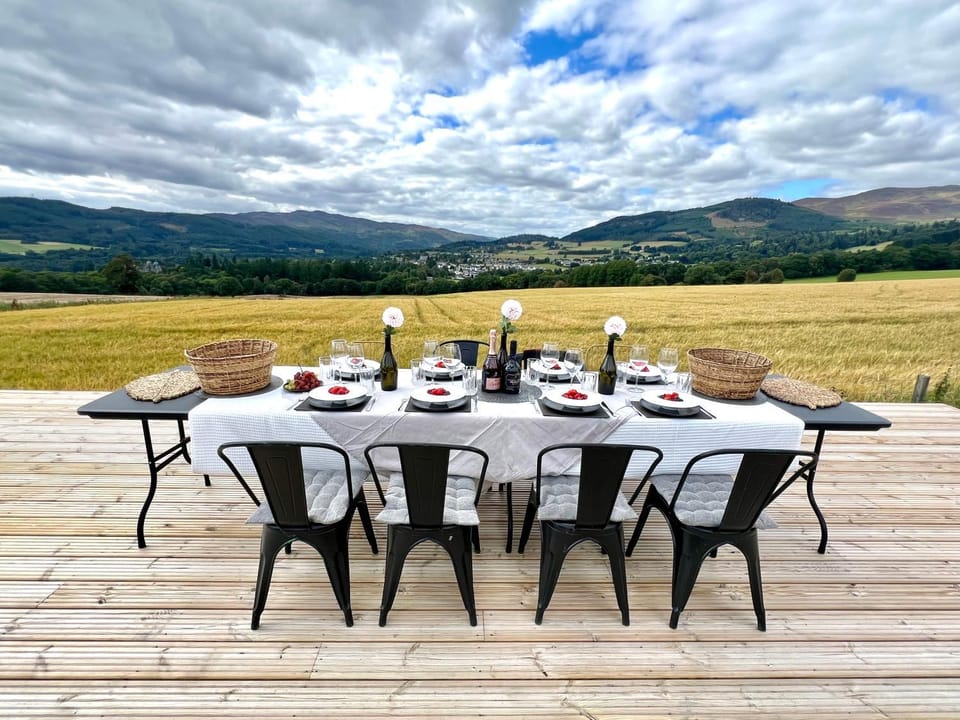 Balcony/Terrace, Mountain view