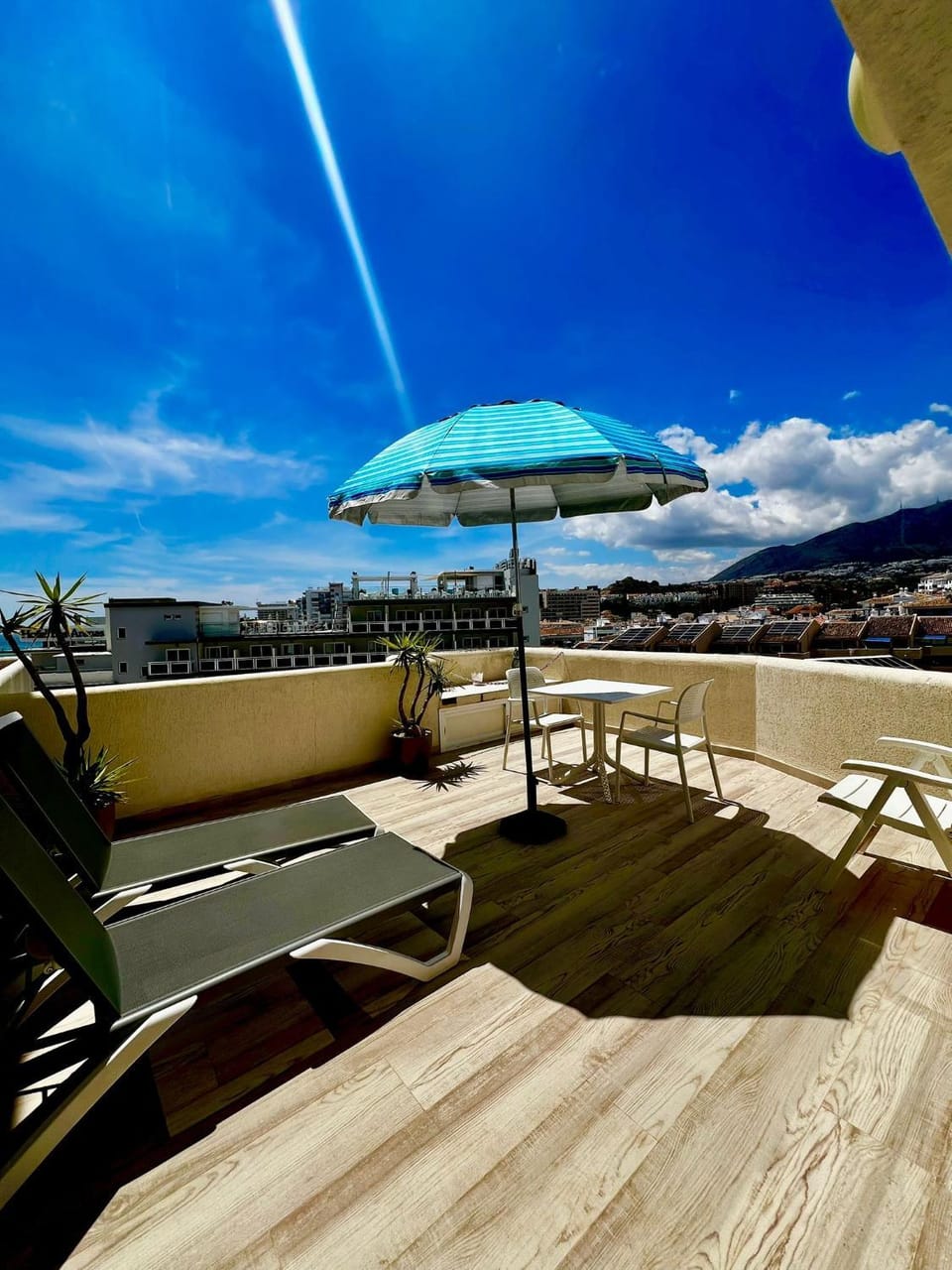 Luxury Sea View Apartment with 2 Terraces Apartment in Benalmadena