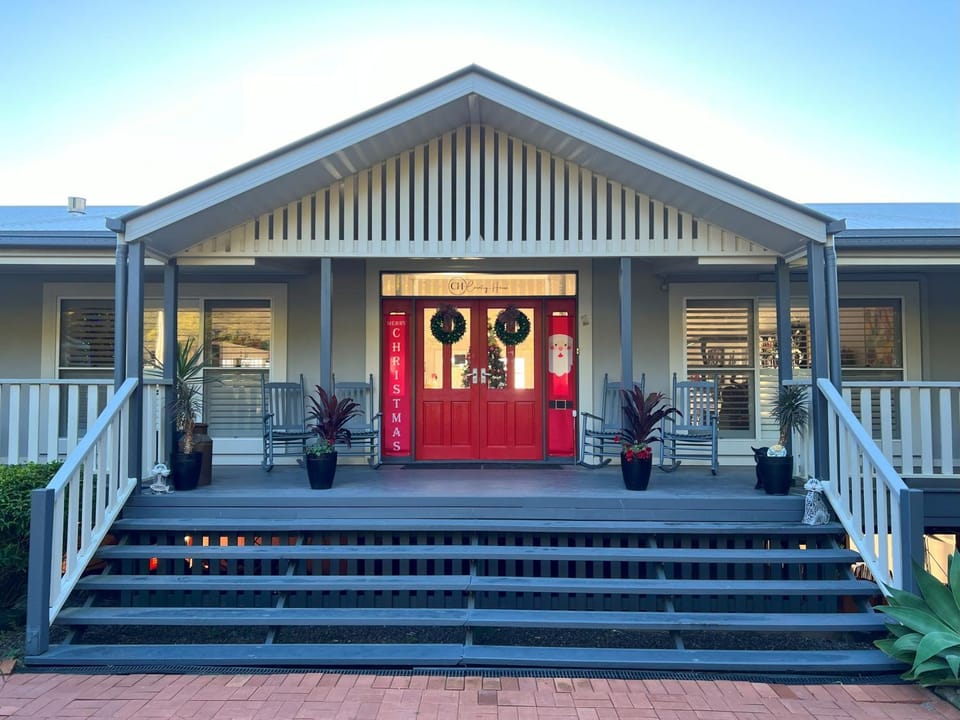 Property building, Facade/entrance