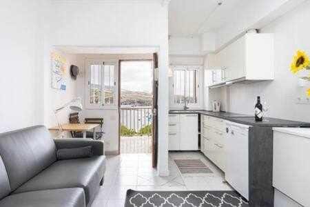 Apartamento Playa San Juan. WIFI Apartment in Playa San Juan