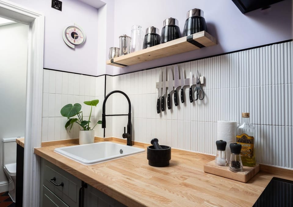 72 - Quirky One Bed Property in the Norwich Lanes House in Norwich