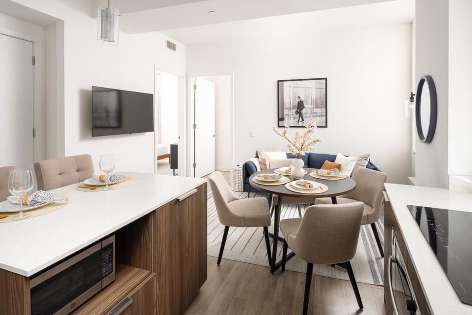 Living room, Dining area