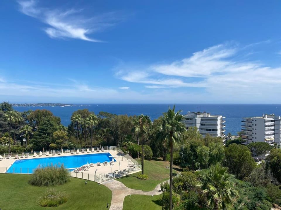 Pool view, Sea view, Swimming pool