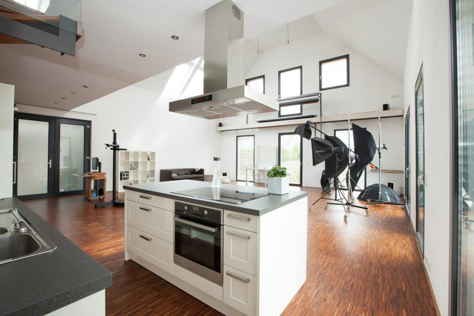 Kitchen or kitchenette, dishwasher, oven, stove