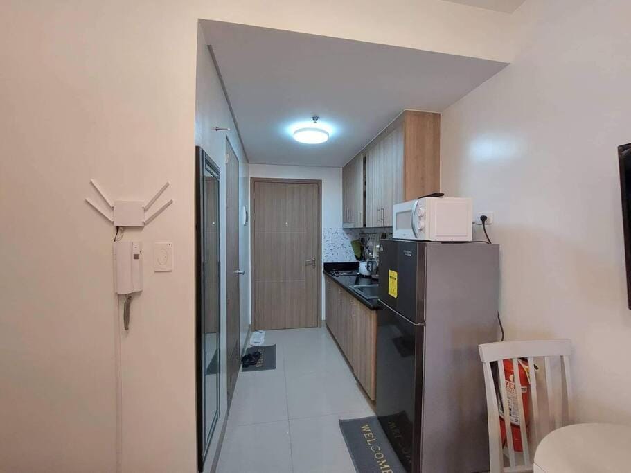 Little Lux Condo Shore 2-T3 Improved Apartment in Pasay