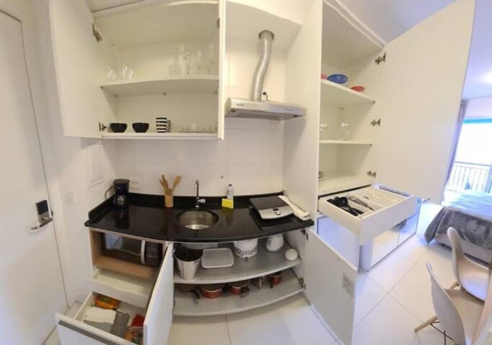 Kitchen or kitchenette, Seating area, minibar, stove