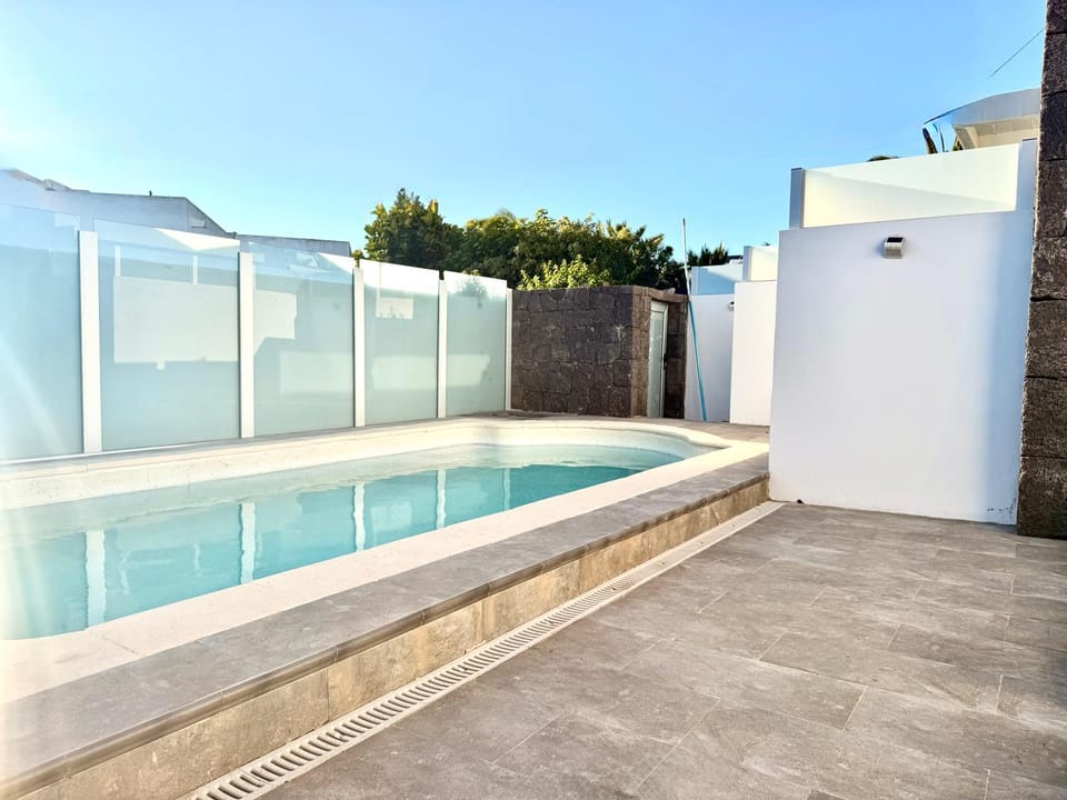 Villa Grey by Vulcano Homes Villa in Isla de Lanzarote