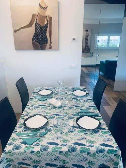 Casa al mare, moderna con piscina e giardino! Apartment in Lido di Jesolo