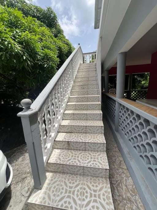 Terrasse des Manguiers : logement indépendant House in Leeward Islands