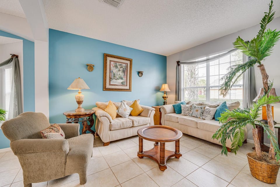 7 Mi to Disney: Kissimmee Home w/ Pool & Hot Tub! House in Kissimmee