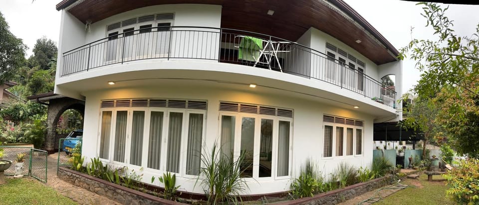 Property building, Day, Garden, Garden view