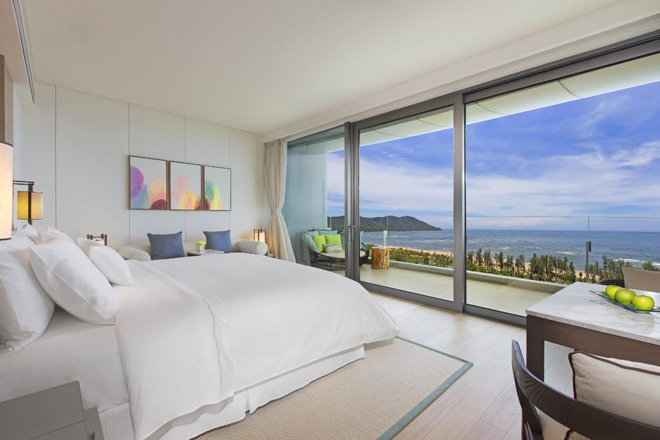 Bed, Bedroom, Sea view