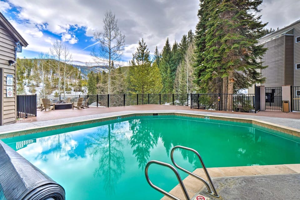 Ski-In/Ski-Out Winter Park Condo w/ Mountain Views House in Winter Park