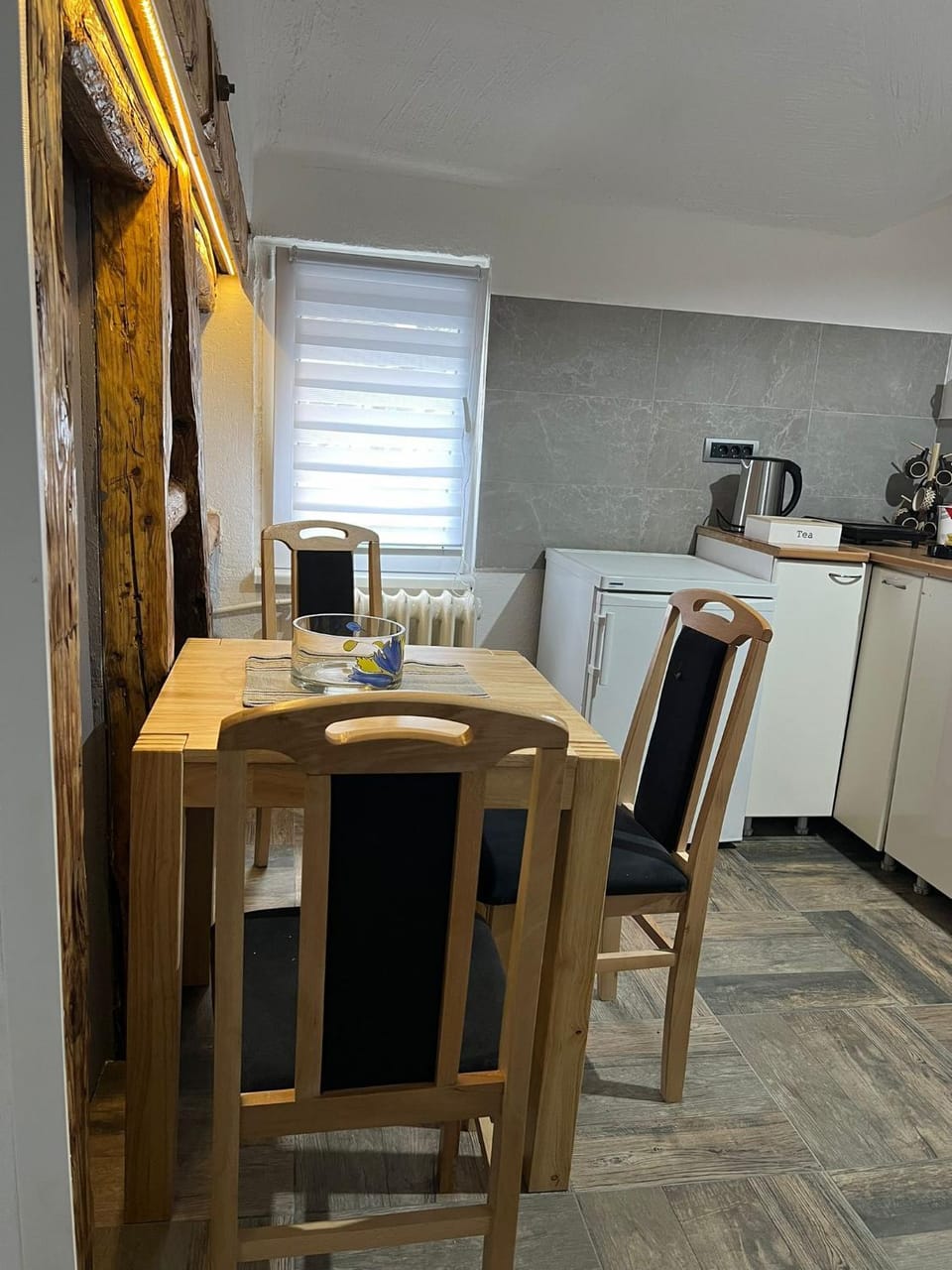 Kitchen or kitchenette, Living room, Dining area