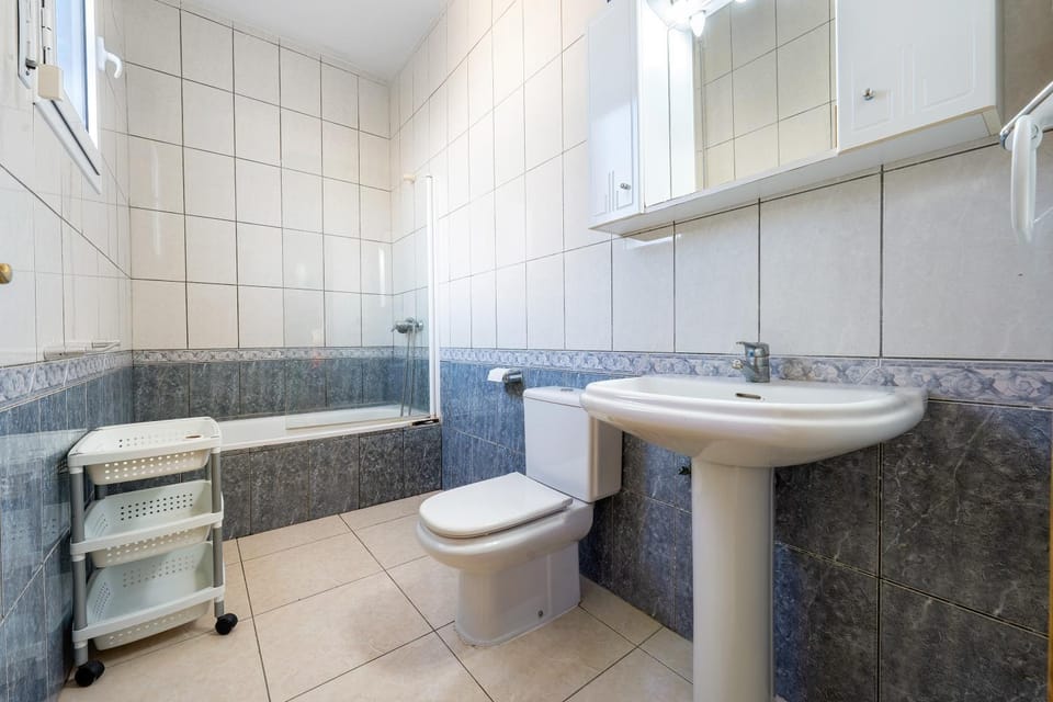 Bathroom, Living room
