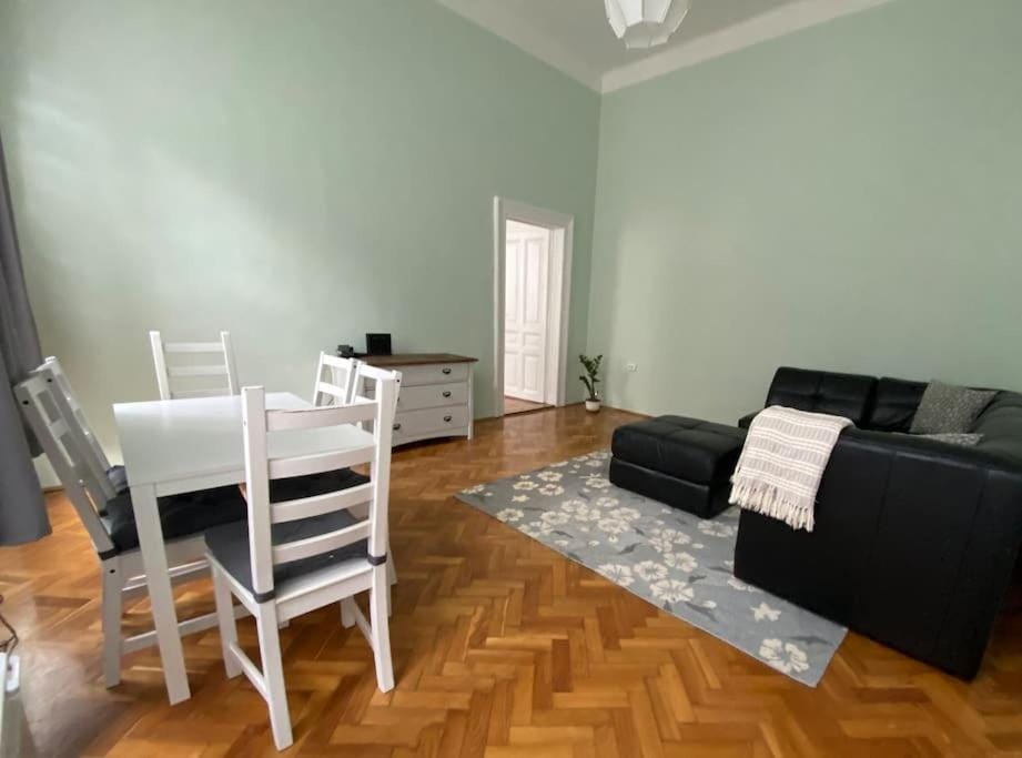 Heart of Budapest Apartment in Budapest
