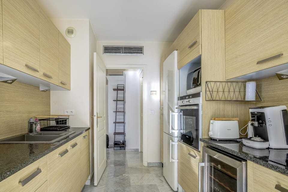 dishwasher, toaster, kitchen