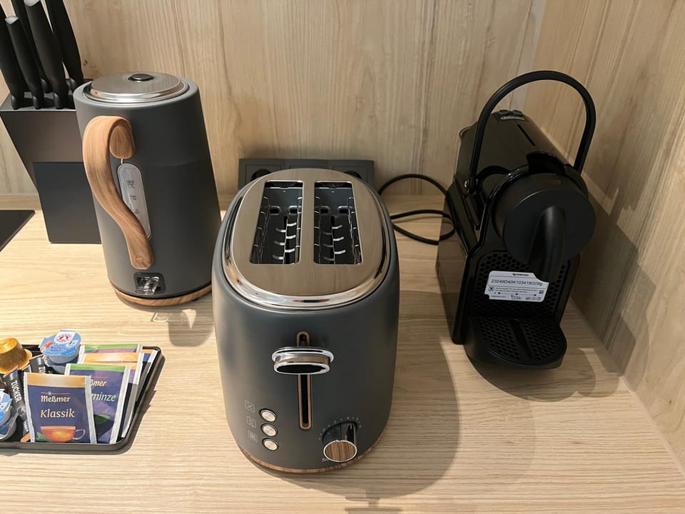 Coffee/tea facilities