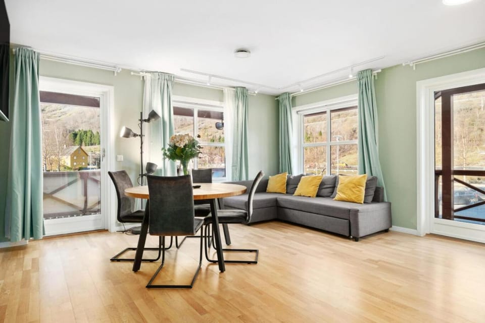 Balcony/Terrace, Living room, Dining area