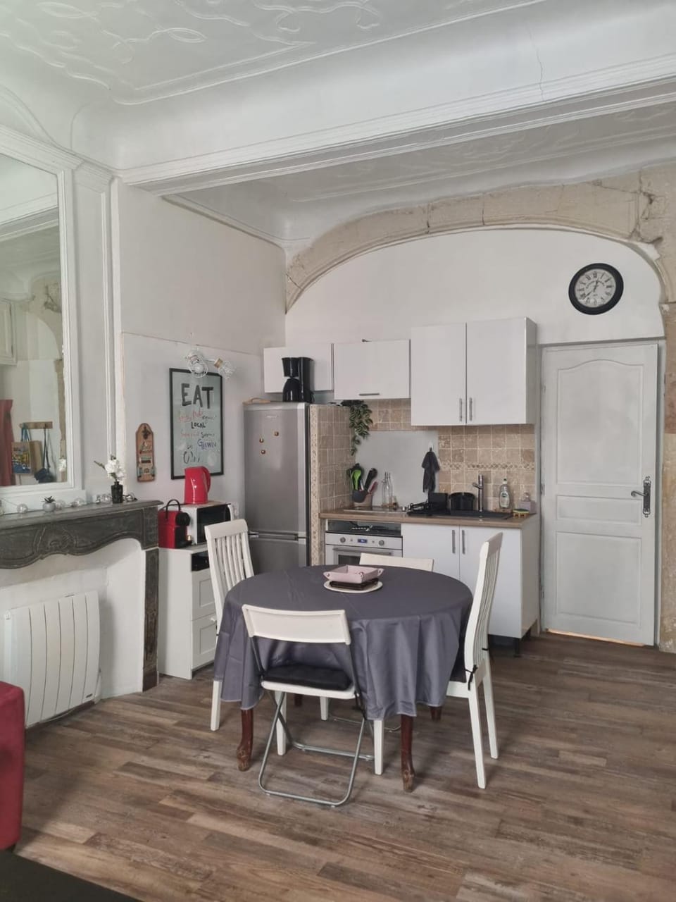 Studio le RED SOFA, cœur de ville Apartment in La Ciotat