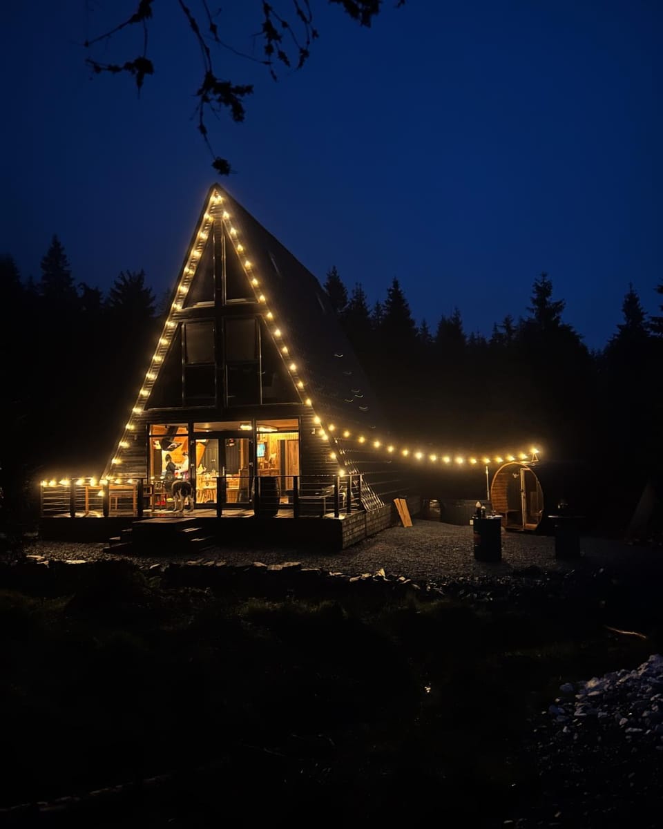 Black Chalet House in Cluj County