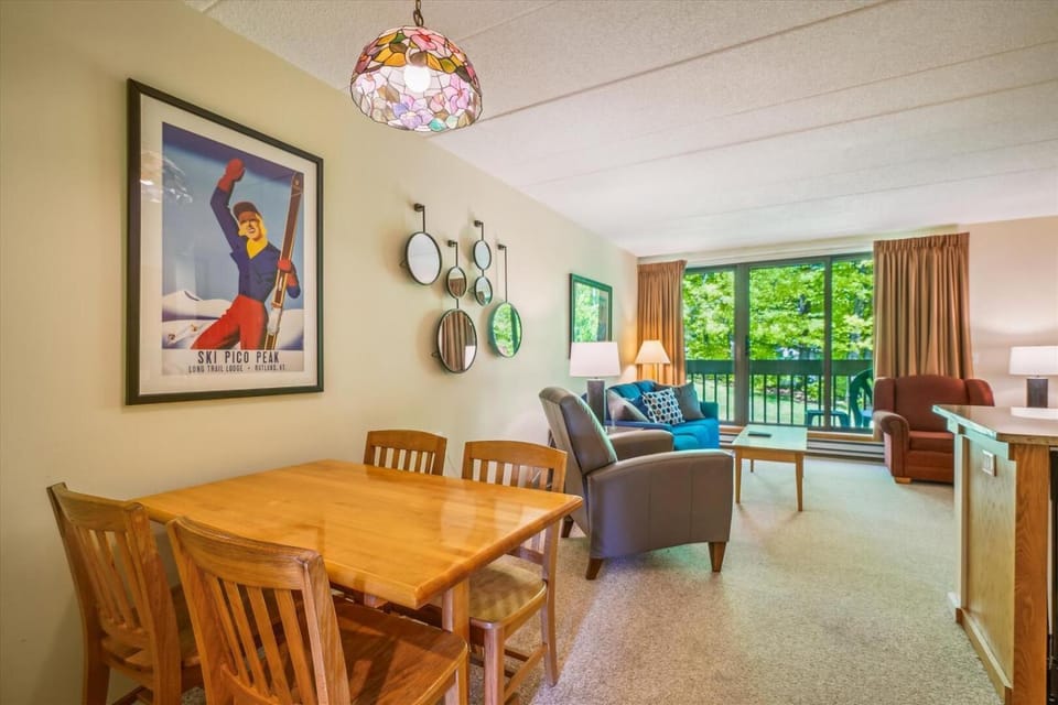 Pinnacle B04 House in Mendon