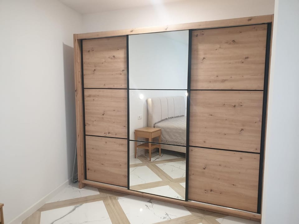 wardrobe