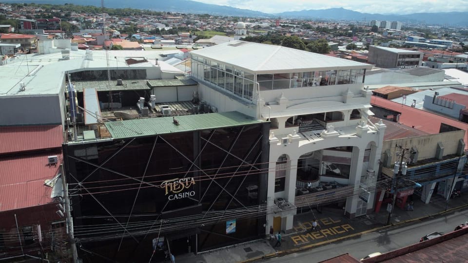 Property building, Neighbourhood, Mountain view, Location