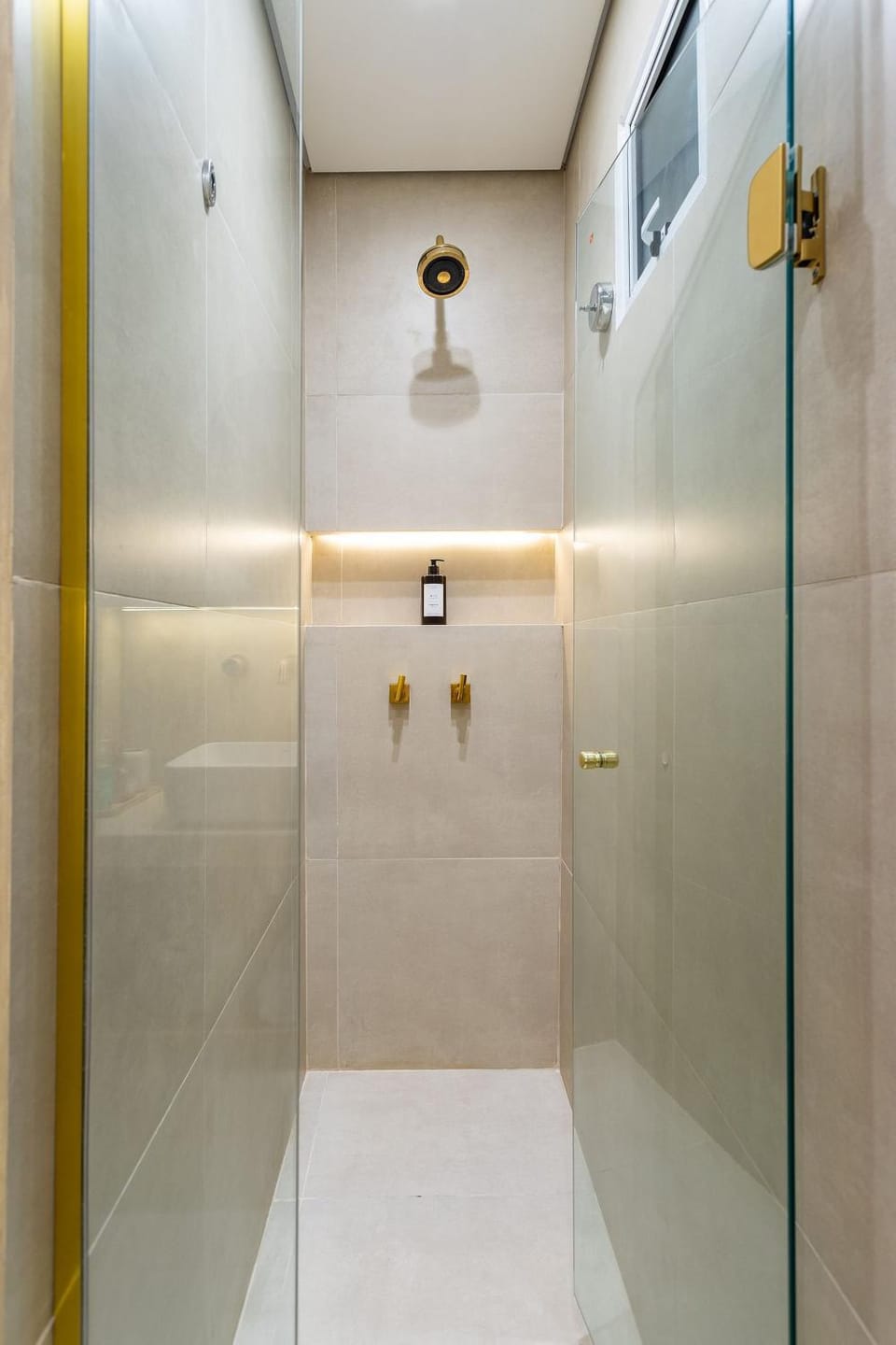 CurtaIpanema: Studio lindo, equipado, 2 qds praia. Apartment in Rio de Janeiro