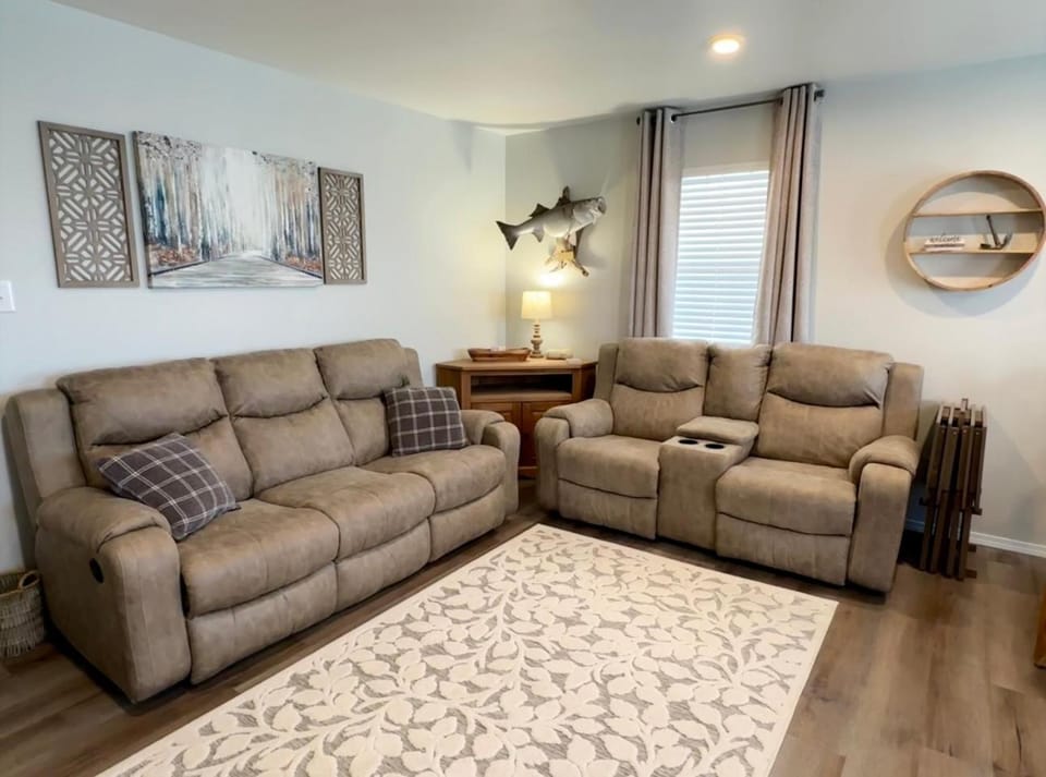 Lakeside Motel, Cabins and RV Cabin in Lake Texoma