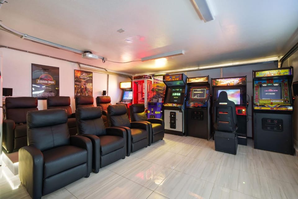 Game Room, Game Room