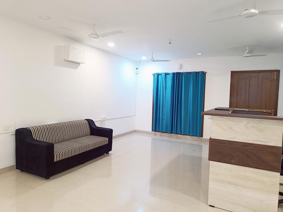 Living room, Seating area, air conditioner