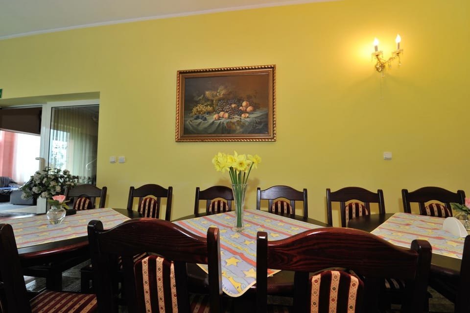 Communal lounge/ TV room, Communal kitchen