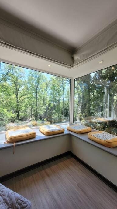 Bedroom, Garden view