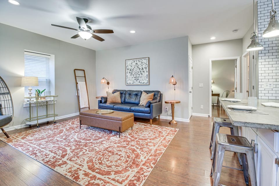 Historic Loveland Apt: Walk to Little Miami River! Apartment in Ohio